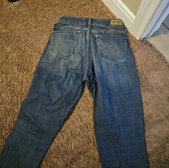 Mid Rise Skinny Levi's Stretchy Blue Jeans - Picture 5 of 8